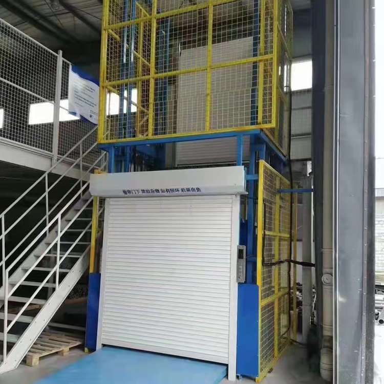 倉庫貨物升降機